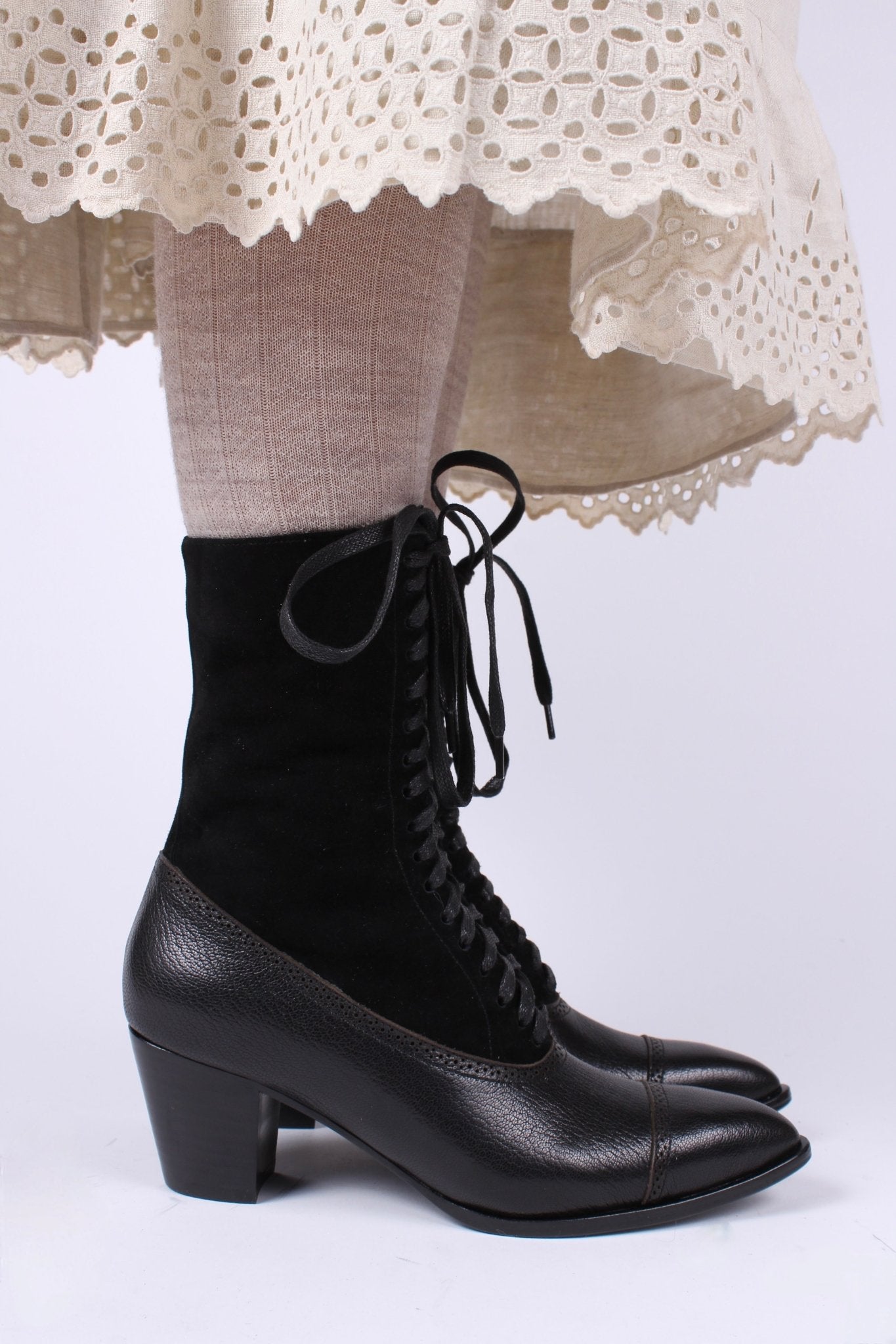 1900s Edwardian Style Boots - black - Victoria