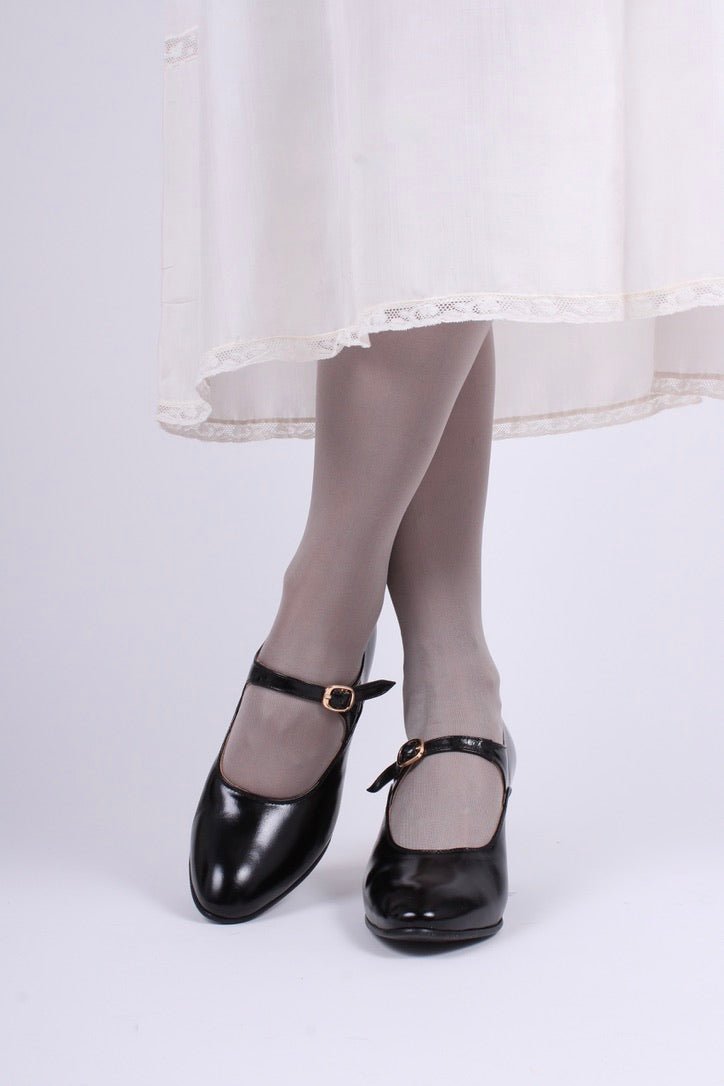 1920's inspired Mary Jane pumps - Black - Yvonne