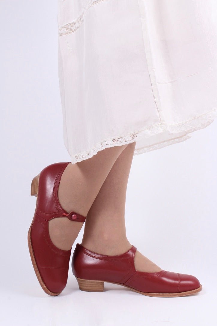 1920s everyday shoe - Red - Ruby