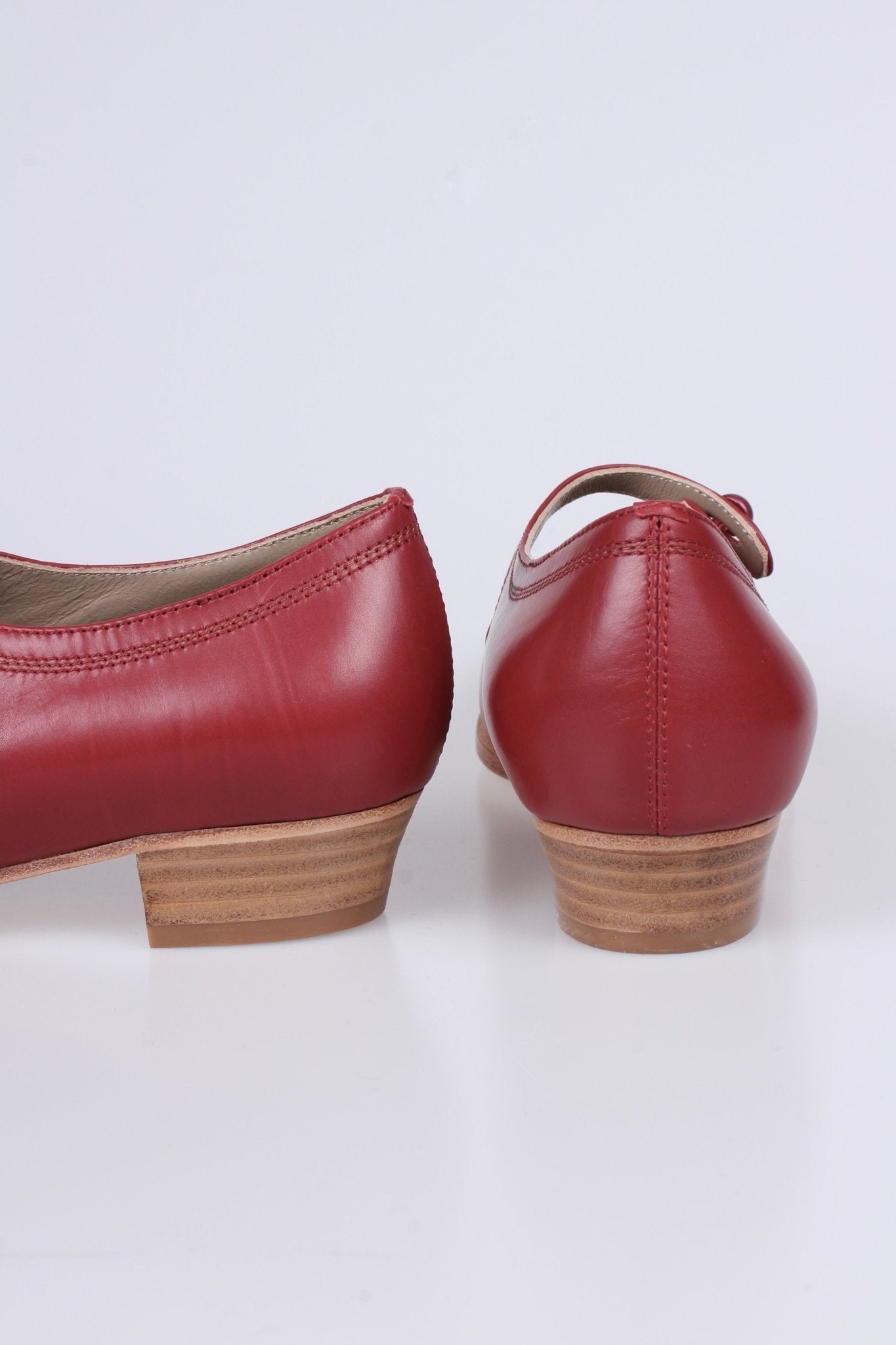 1920s everyday shoe - Red - Ruby