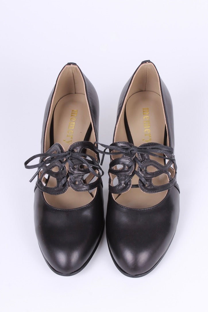 1930s everyday lace-up pumps - black - Eva