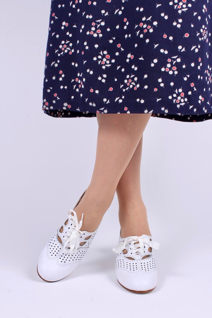 Early 1930s oxford high heels- White - Marie