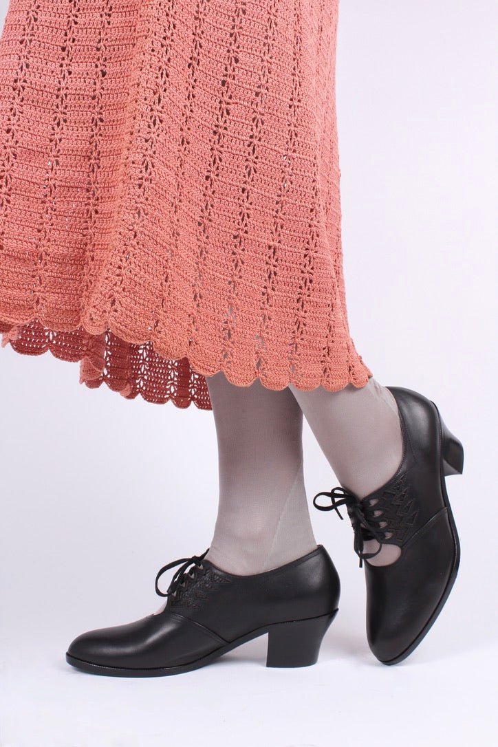 1930s Oxford shoes, black, Emma