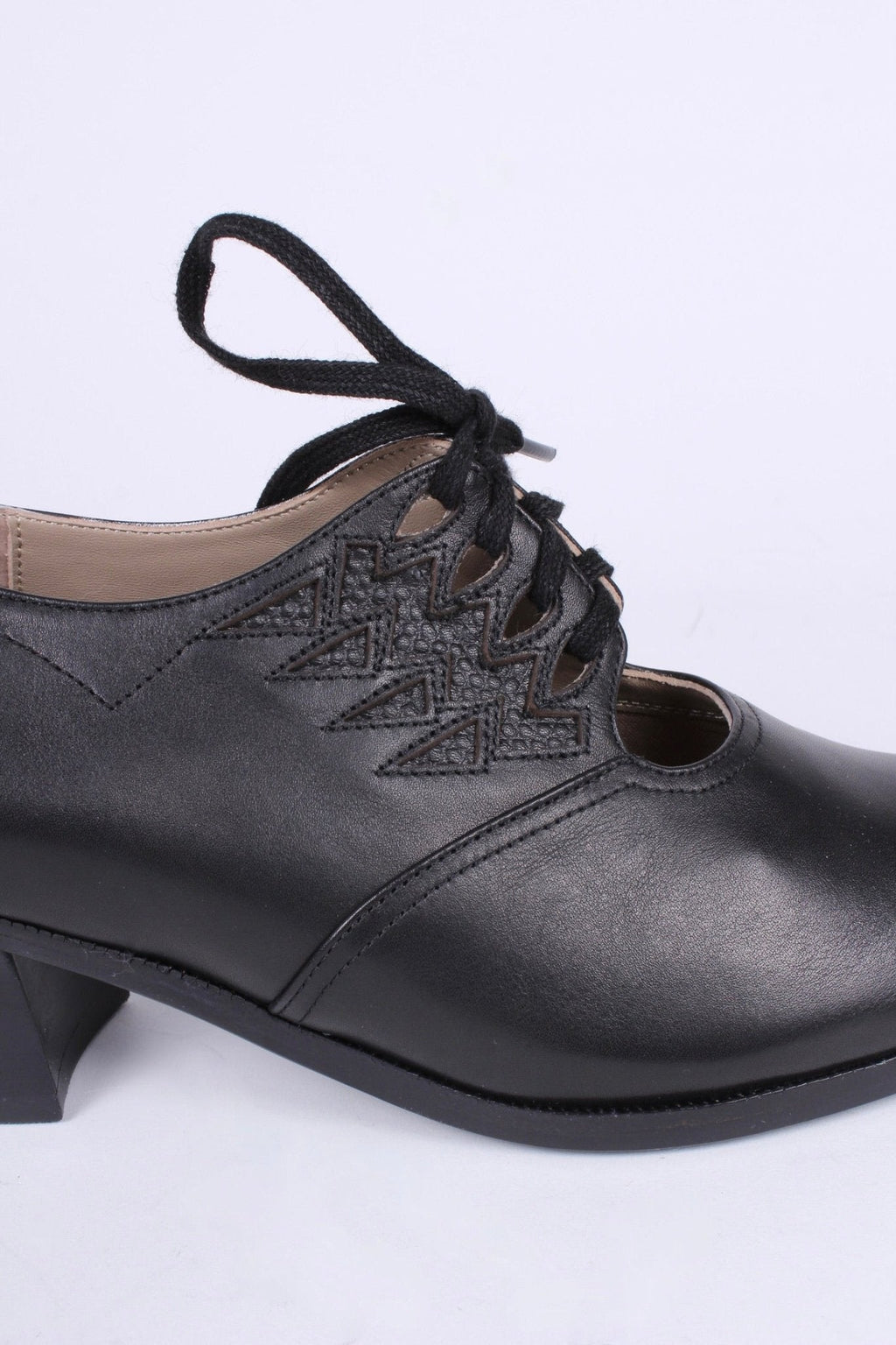 1930s Oxford shoes, black, Emma