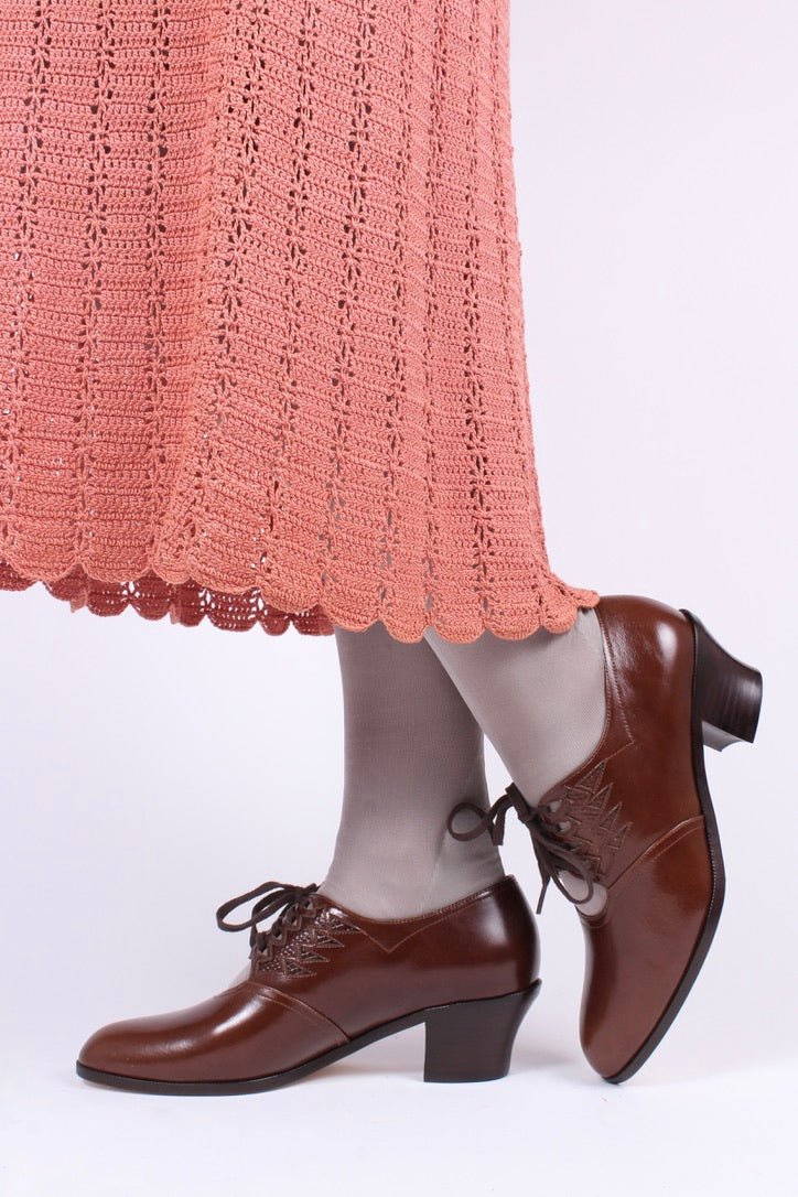1930s Oxford shoes, brown, Emma