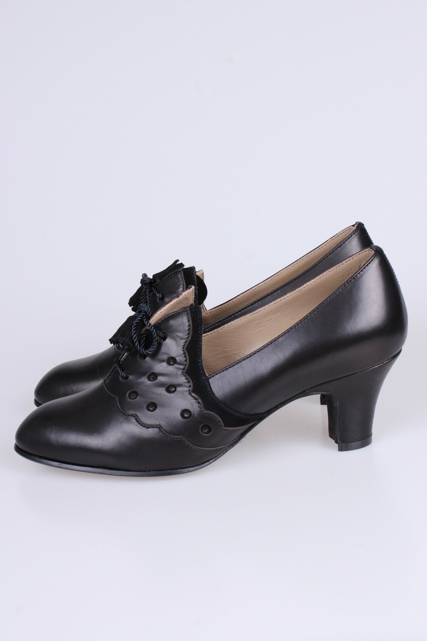 1930s everyday Oxford heels with tassels - Black - Mildred