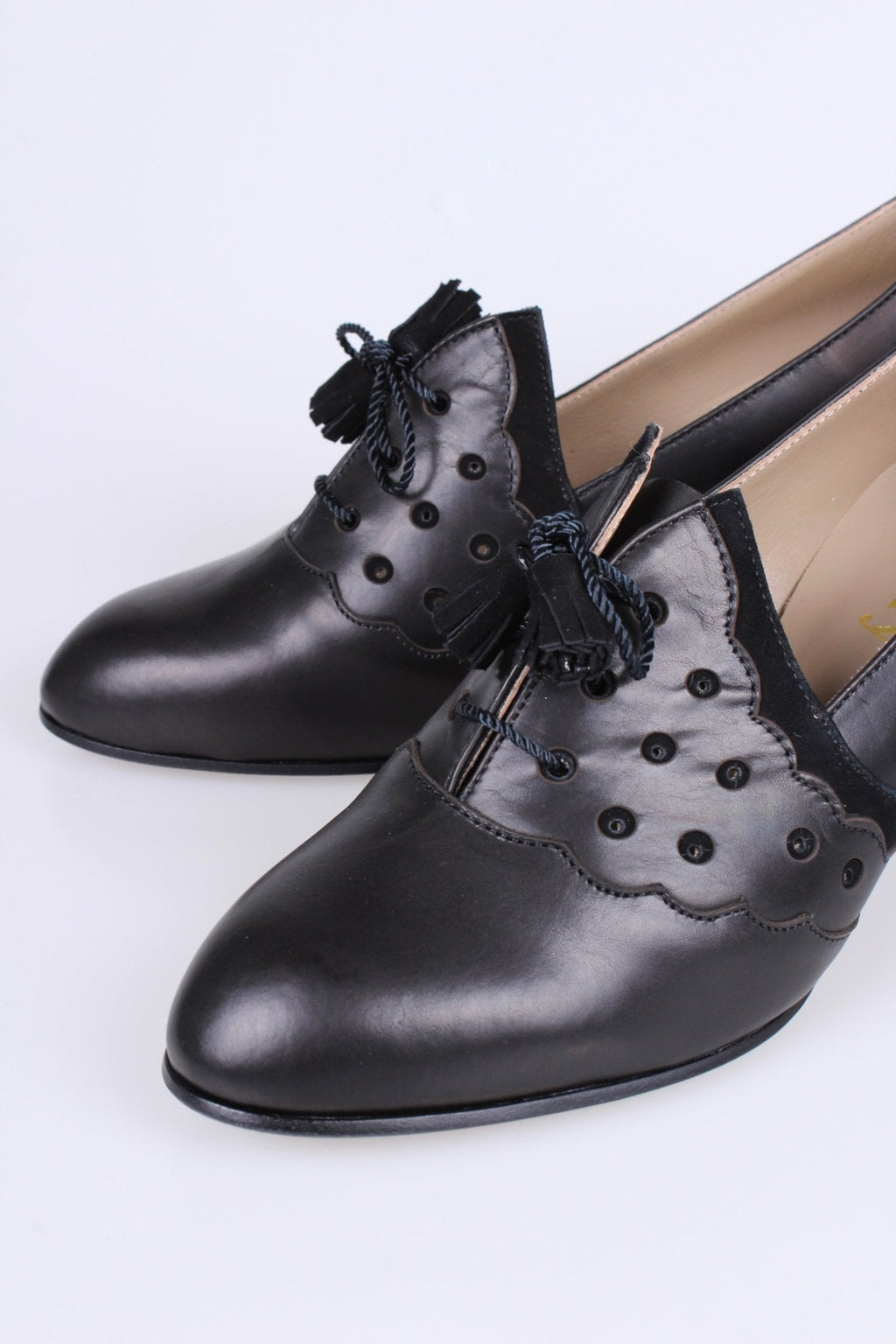 1930s everyday Oxford heels with tassels - Black - Mildred
