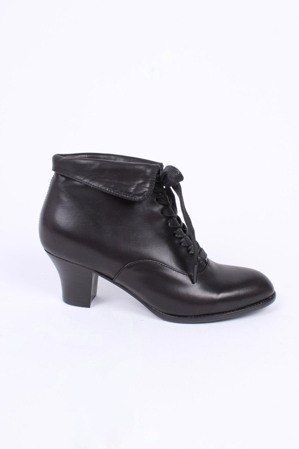 1930s style leather lace-up ankle boot - Black - Betty