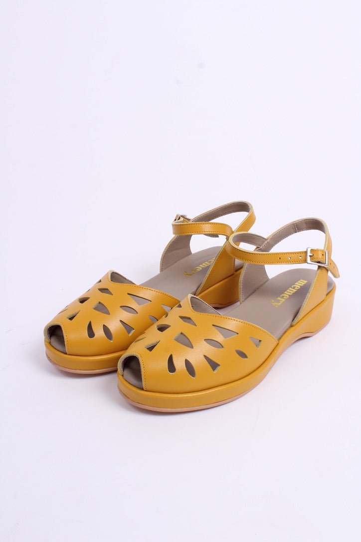 1940s / 50s summer wedge sandals - Mustard Yellow - Sidse