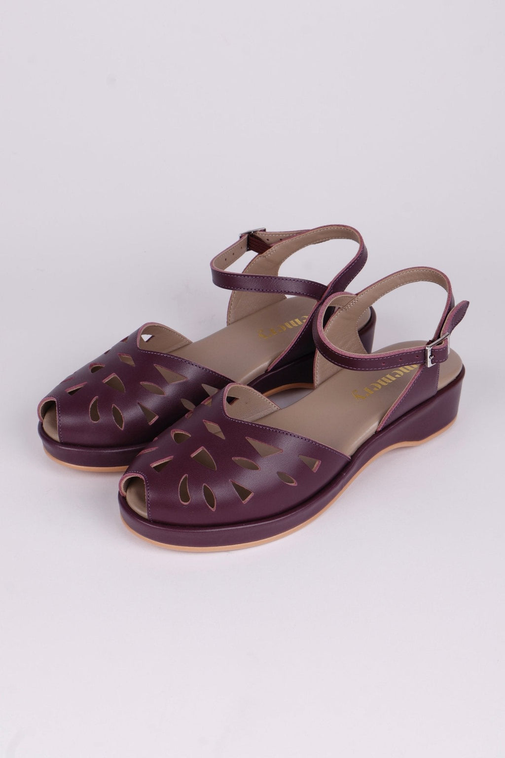 1940s / 50s summer wedge sandals - Plum - Sidse