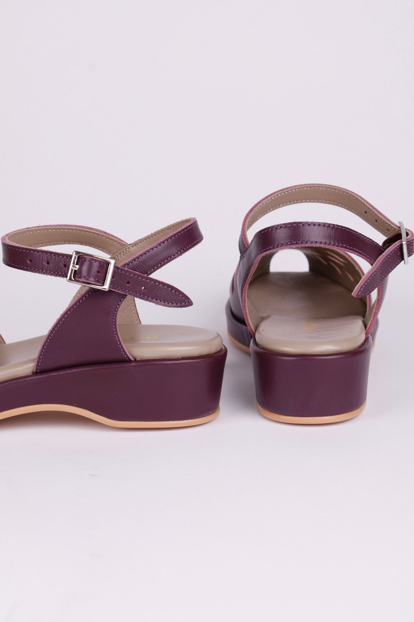 1940s / 50s summer wedge sandals - Plum - Sidse