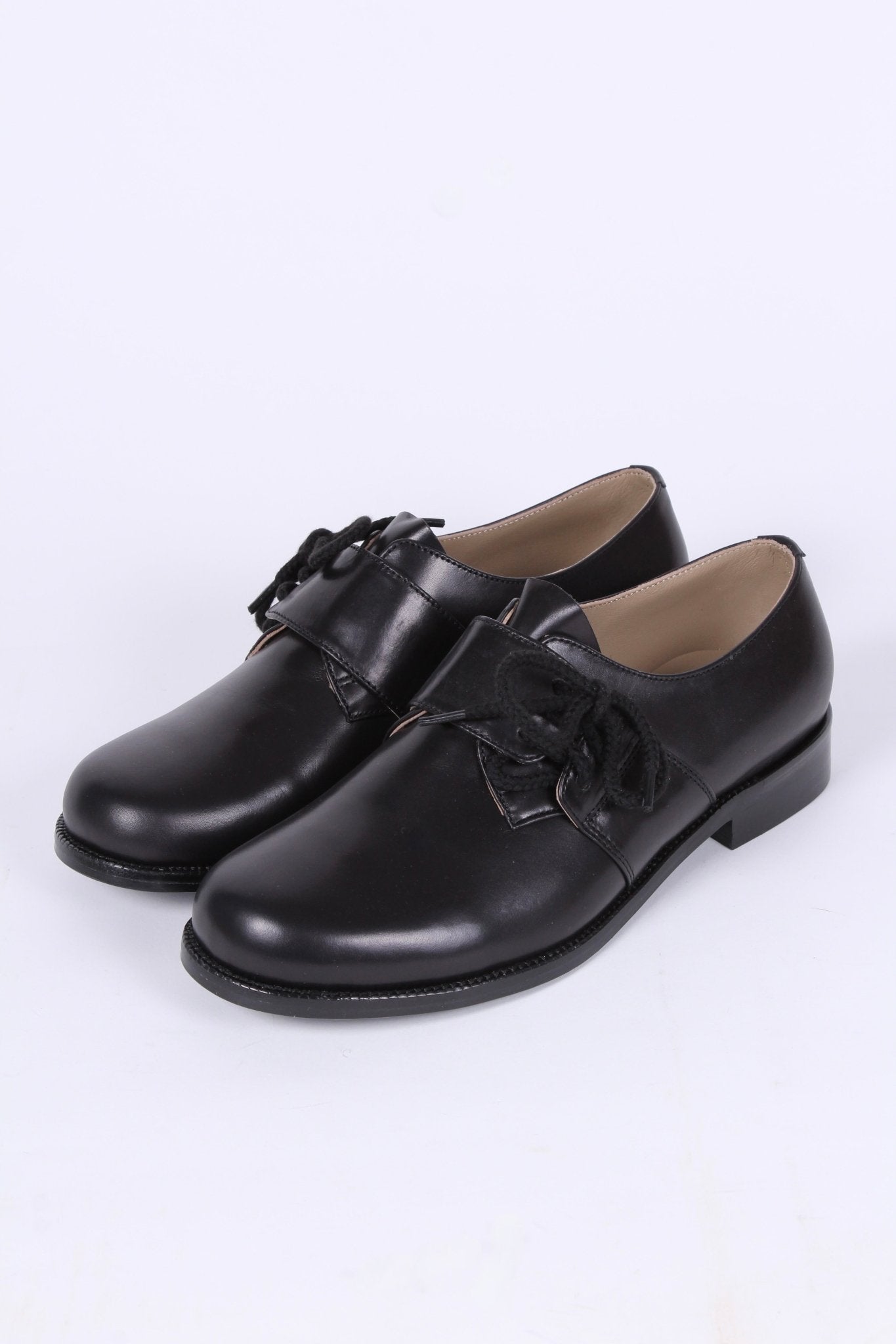 1940s everyday lace-up shoe - black - Ellen