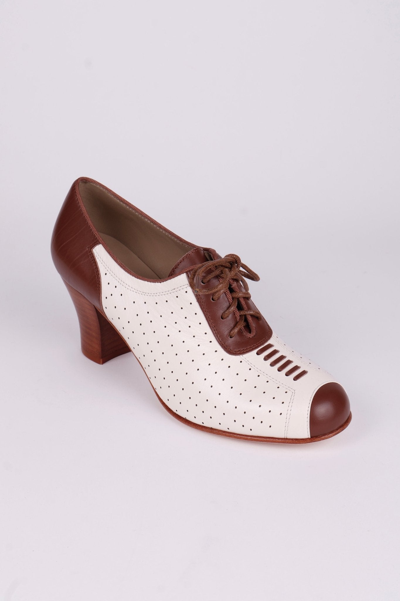 1940s Spectator Oxford pumps - Brown / Off-White - Lucy