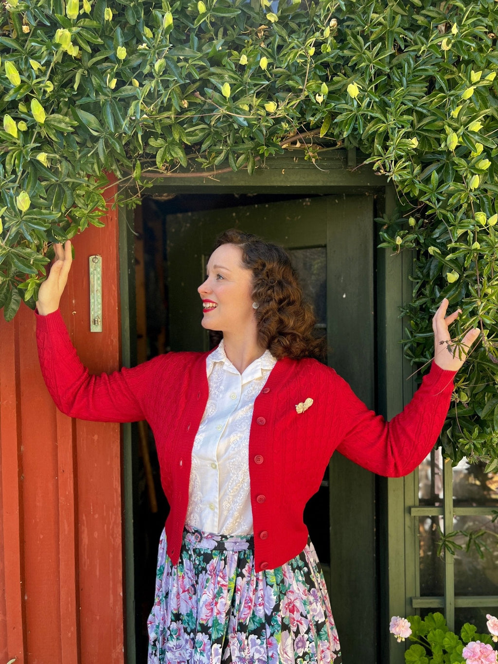 1940s style Cardigan - Red - Joanne