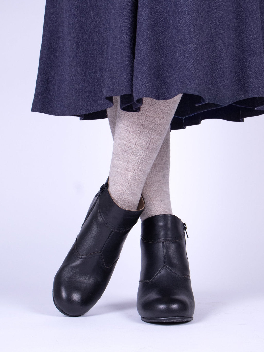 1940s Winter Ankle Boots – Black – Marion