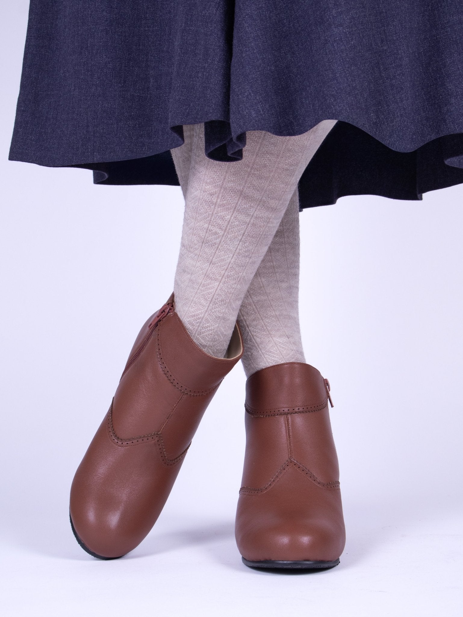 1940s Winter Ankle Boots – Brown – Marion