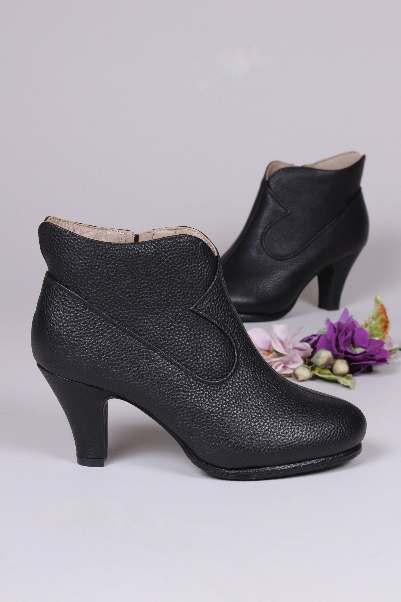 1950s high heel ankle boots with wool lining - Black - Laura