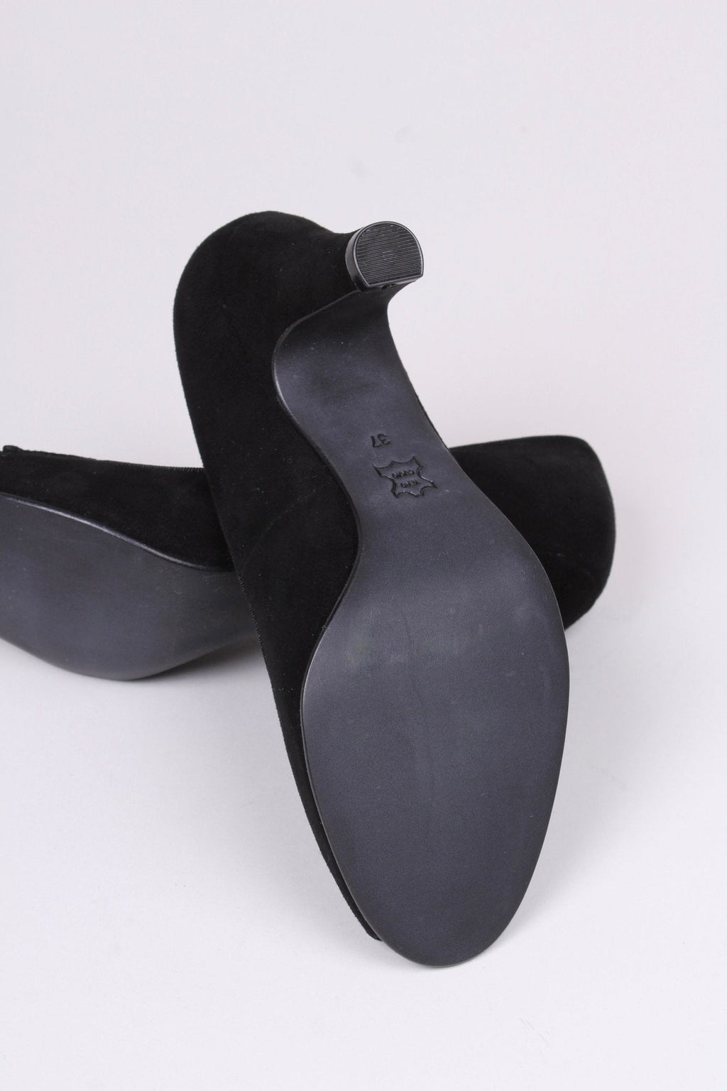 1940s suede high heel with peep toe- Black - Margaret