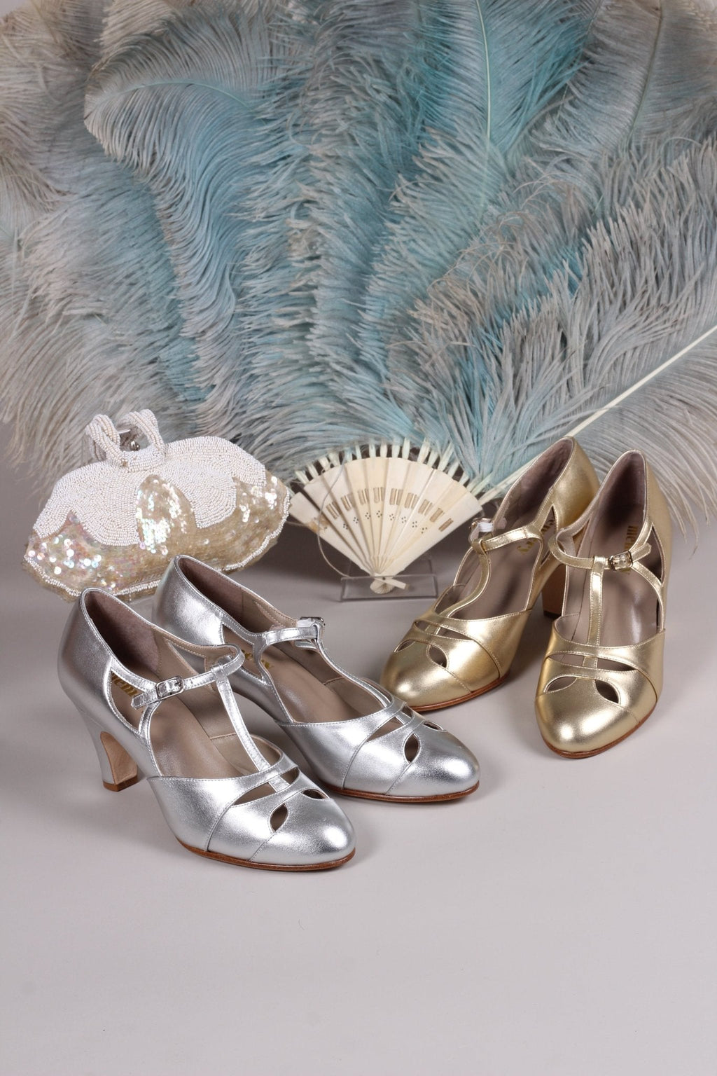 Early 1930s  Art Deco evening sandals - Silver - Helen