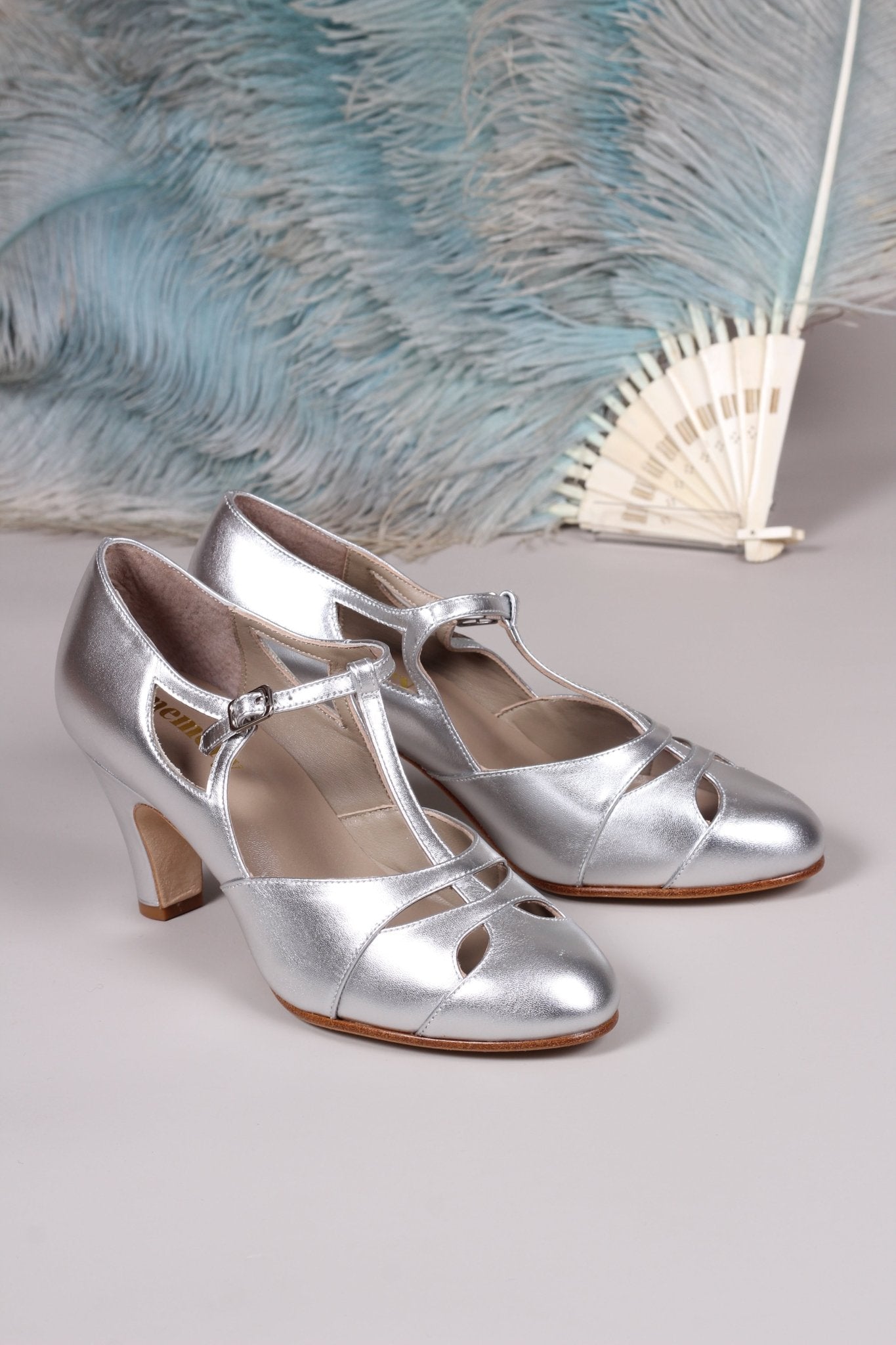 Early 1930s  Art Deco evening sandals - Silver - Helen