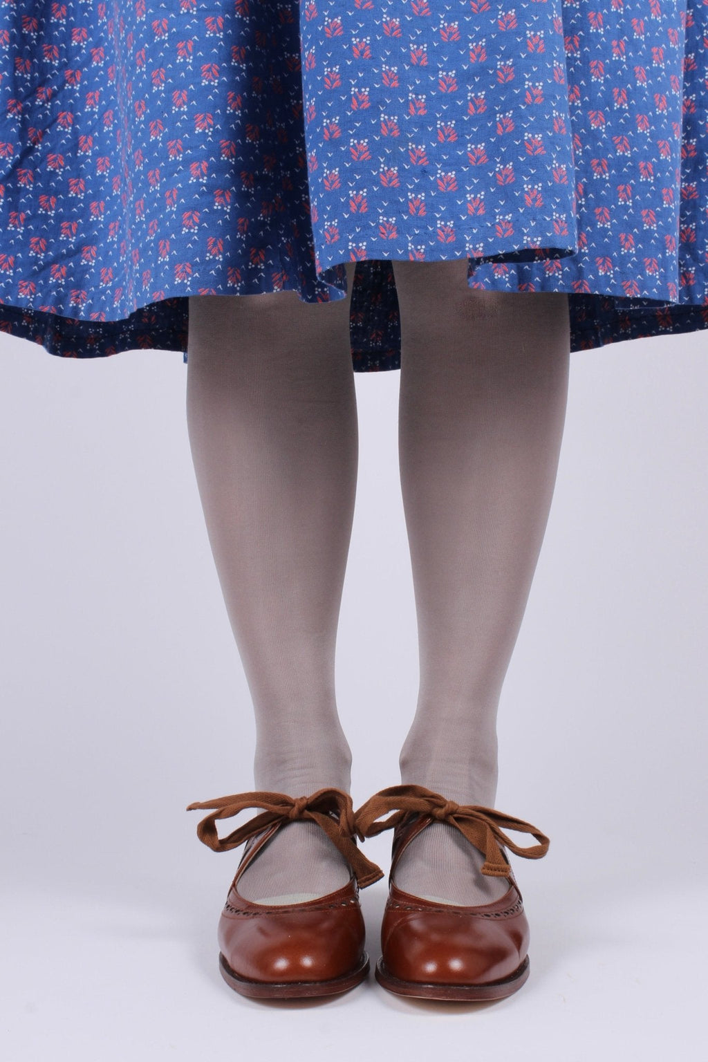 Early 1930s flats with cutouts - Cognac Brown - Anna