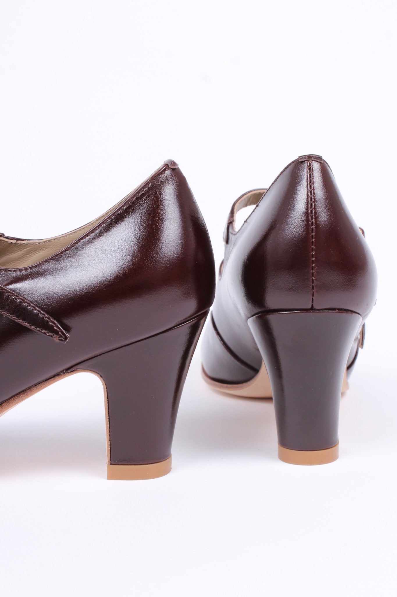 Early 30s pump with double ankle straps - Dark brown - Judy