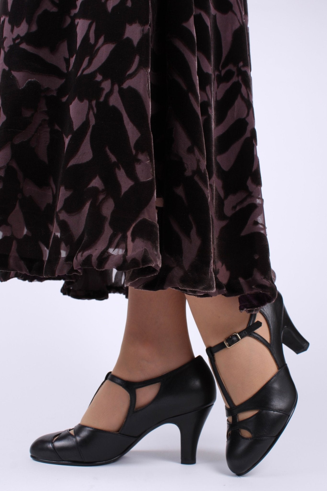 Early 1930s  Art Deco evening sandals - Black - Helen