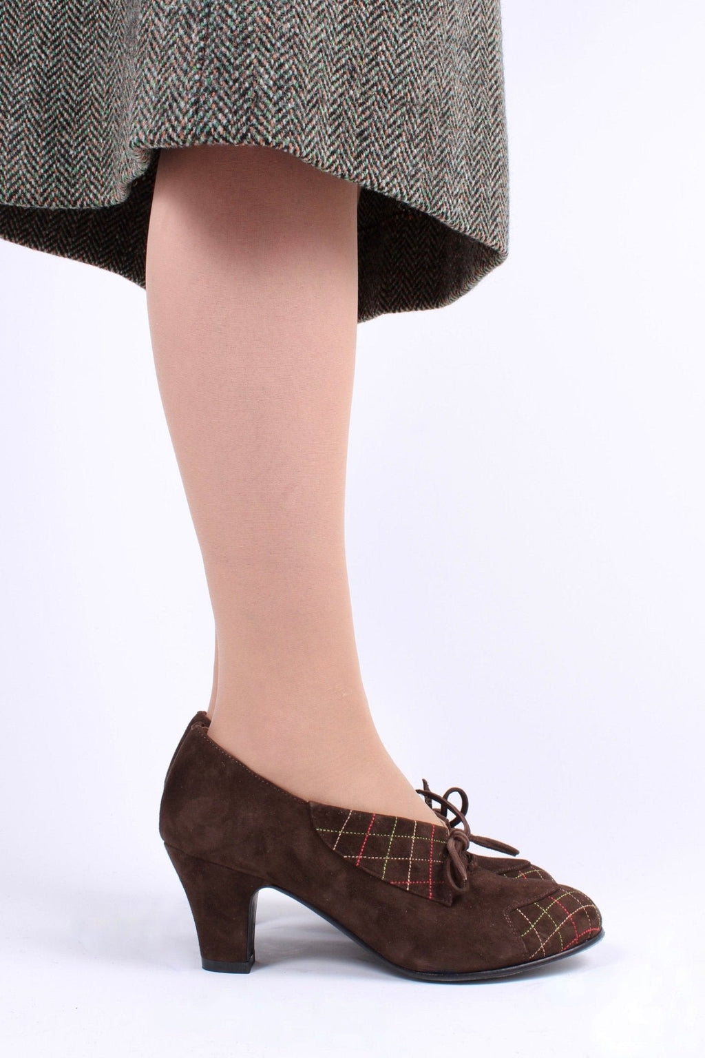 1940s Suede Pumps with Colored Trim – Brown – Edith