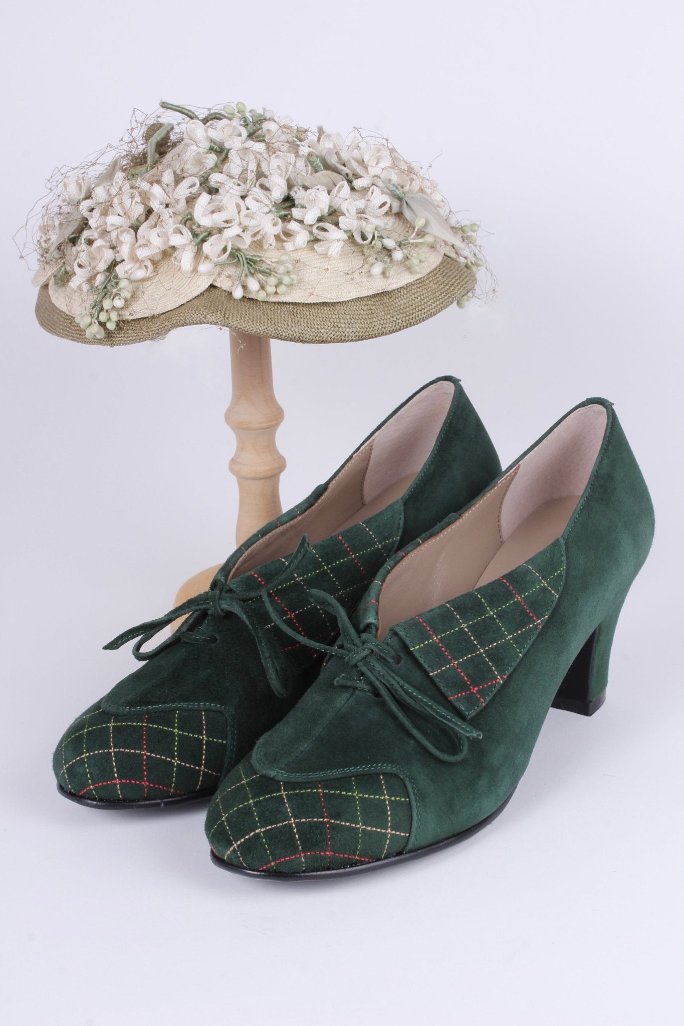 1940s Suede Pumps with Colored Trim – Dark green – Edith