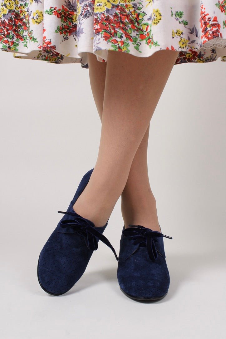 1940s pumps in suede with velvet laces - Navy Blue - Esther