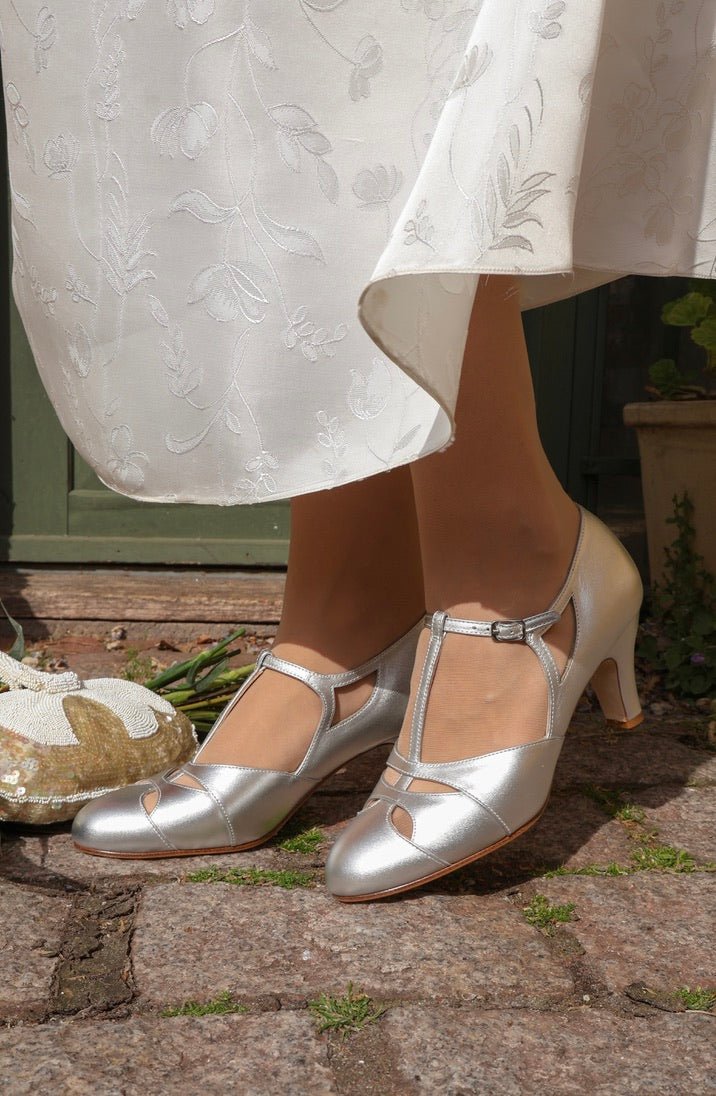 Early 1930s  Art Deco evening sandals - Silver - Helen