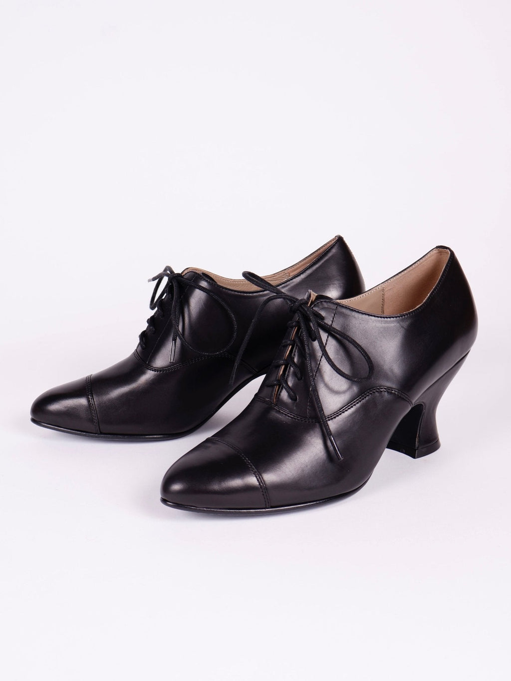 Edwardian Oxford shoe with pompadour heel - 1900 - Black - Bertha