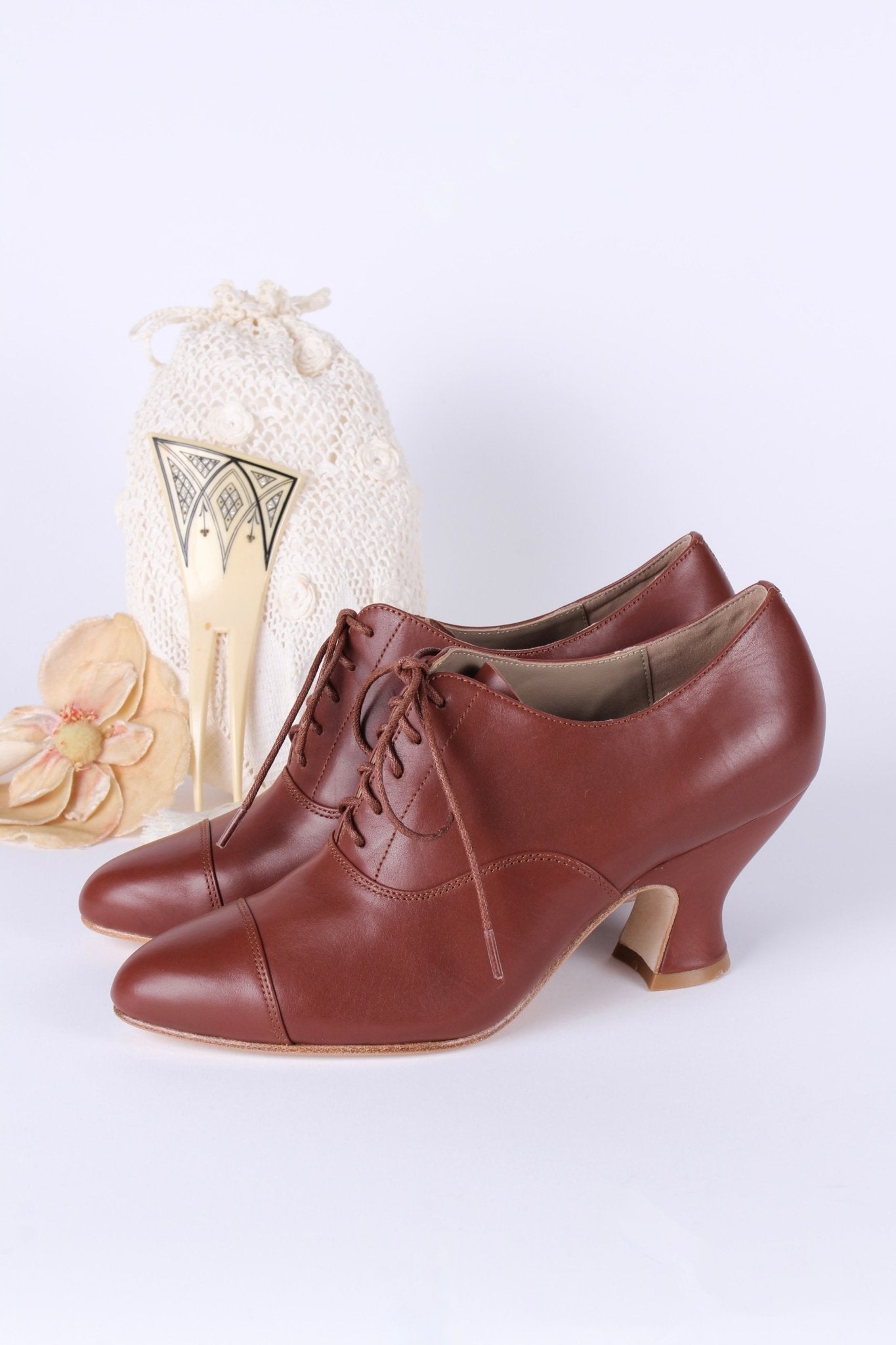 Edwardian Oxford shoe with pompadour heel - 1900 - Brown - Bertha