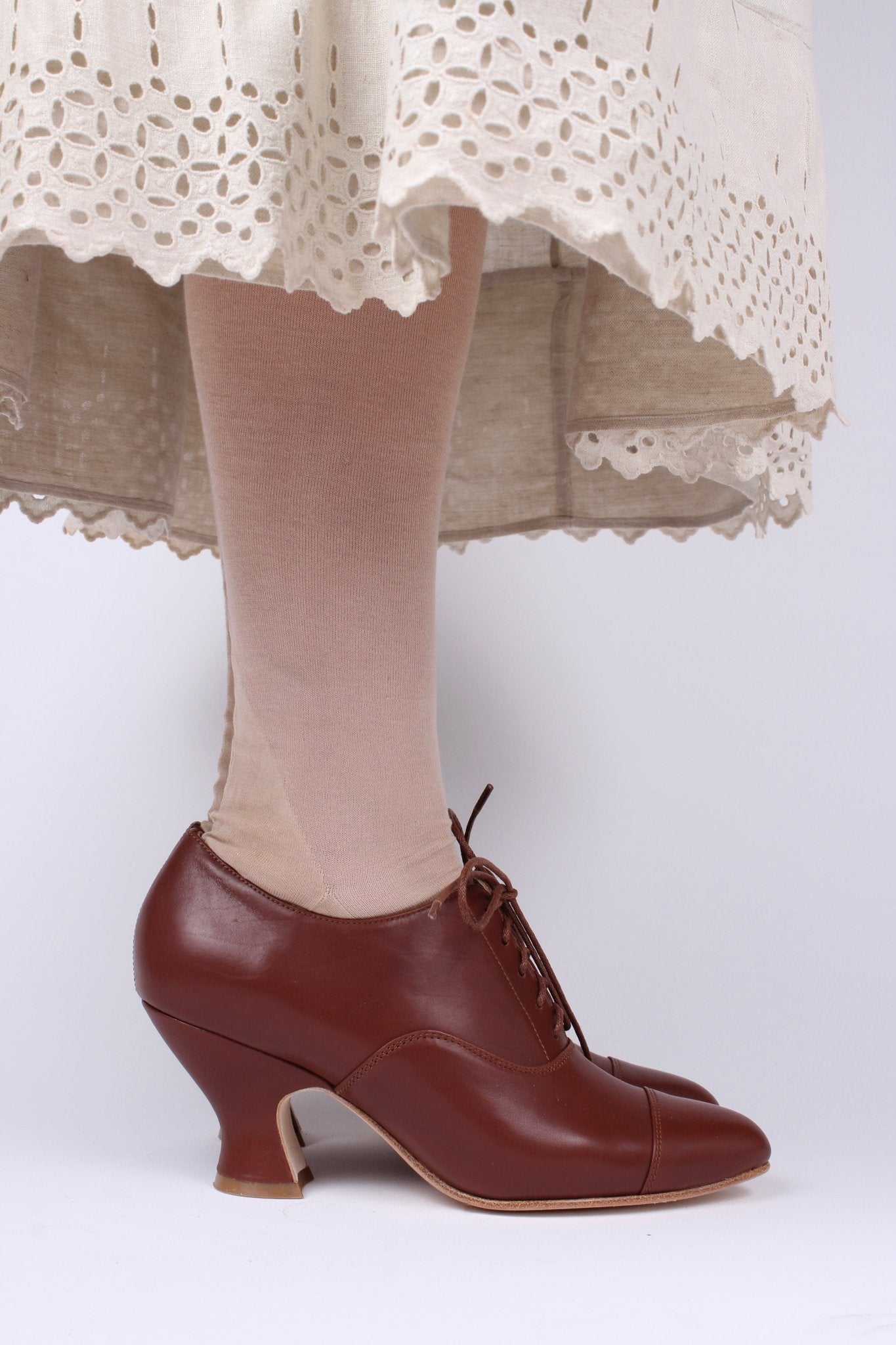 Edwardian Oxford shoe with pompadour heel - 1900 - Brown - Bertha