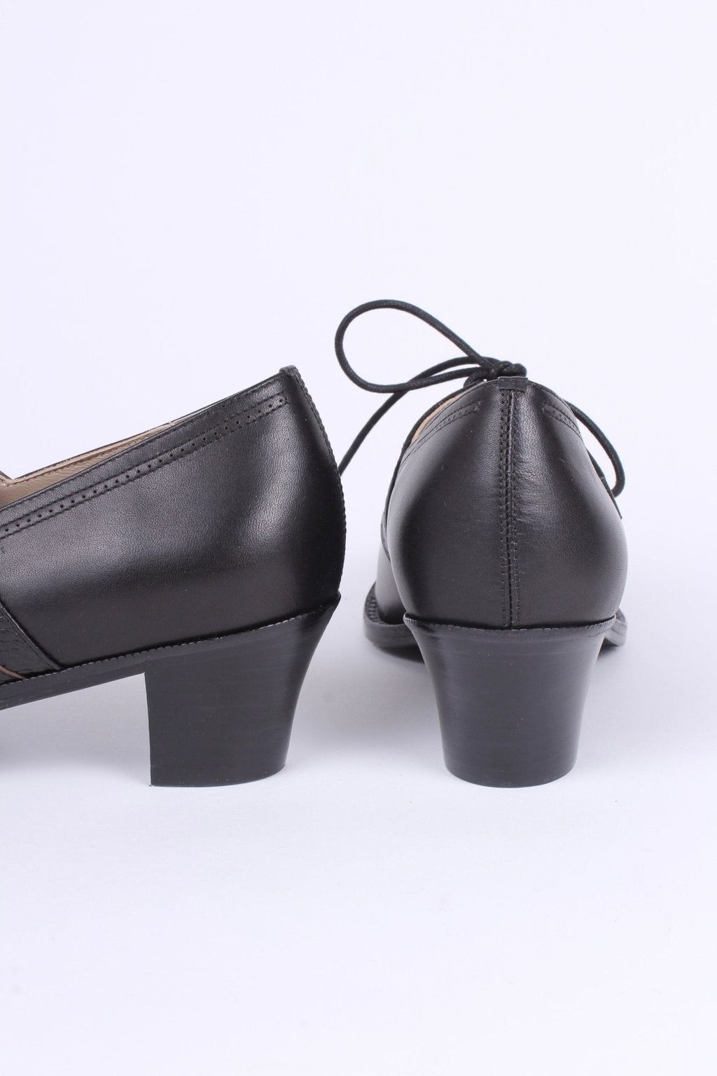 Early 1940s everyday lace-up shoes - Black - Emily