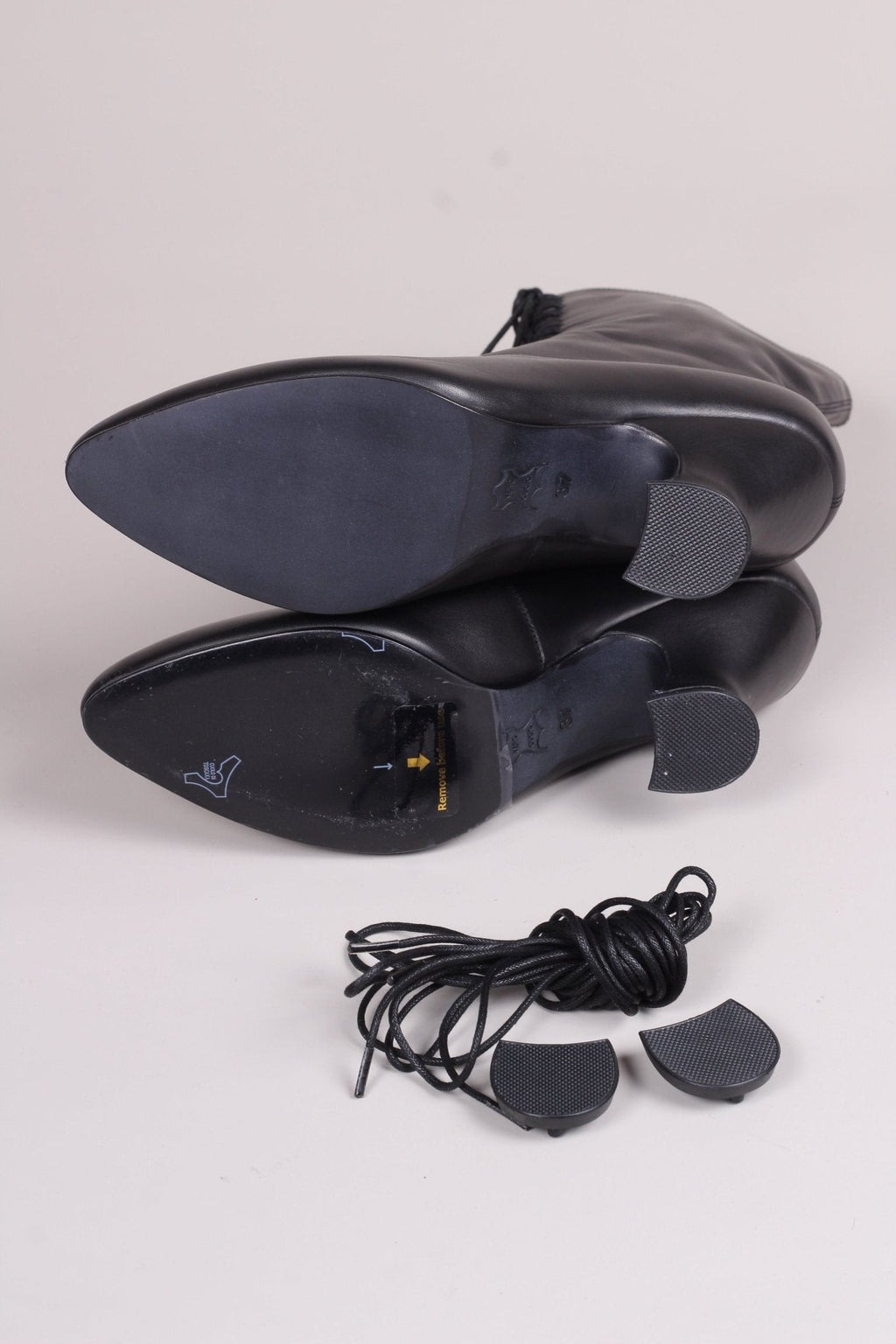 Feminine soft Edwardian boot with pompadour heel, 1900-1915 - Black - Rose