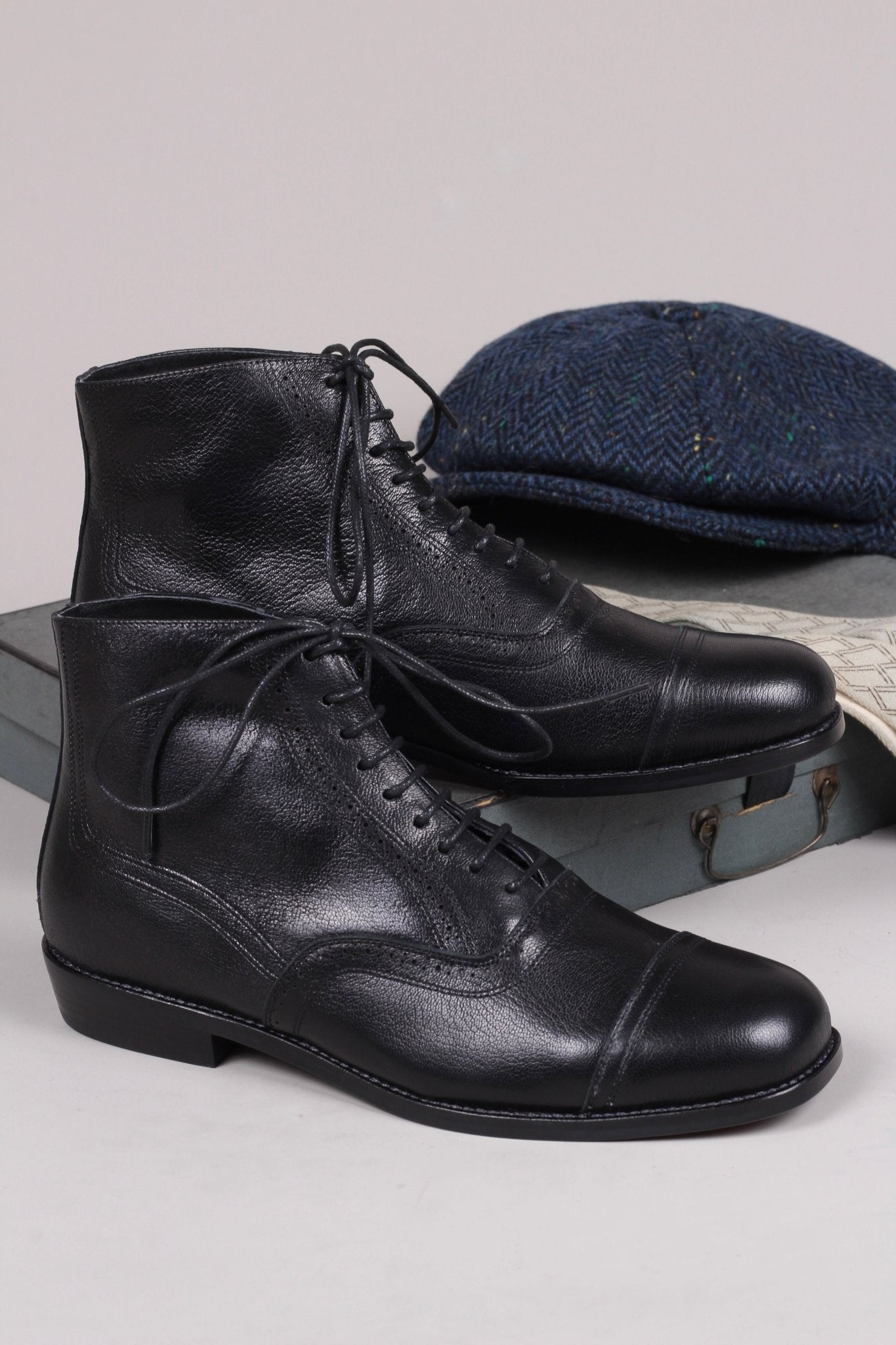 Men's late 20s / 30s style everyday leather ankle boot - Black - Tom