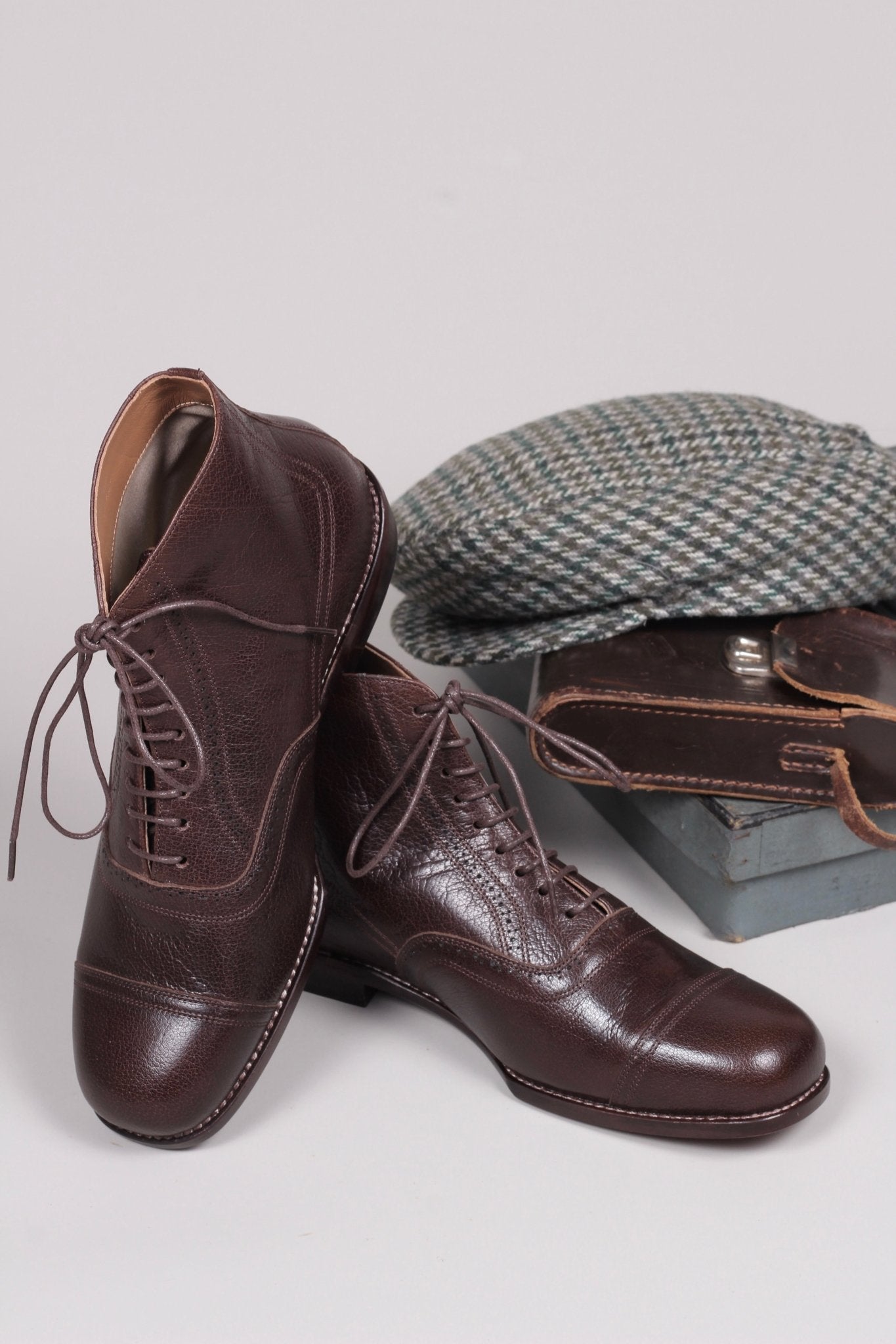 Men's late 20s / 30s style everyday leather ankle boot - Dark brown - Tom