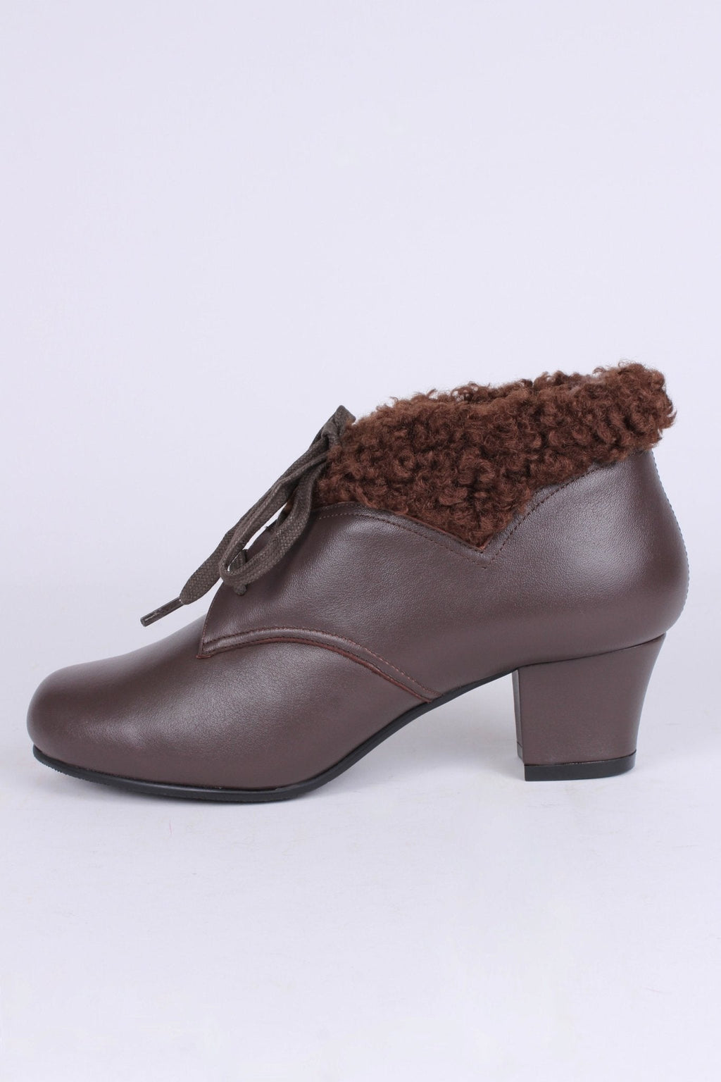 Soft 1940s /1950s booties with wool shearling - Dark Brown - Karin