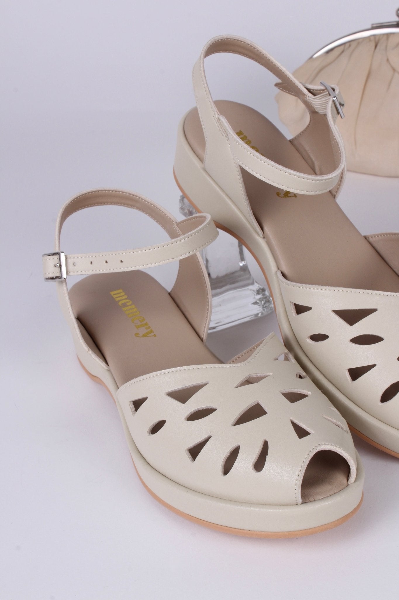 VEGAN - 1940s / 50s style summer sandals /  wedges - Cream - Sidse
