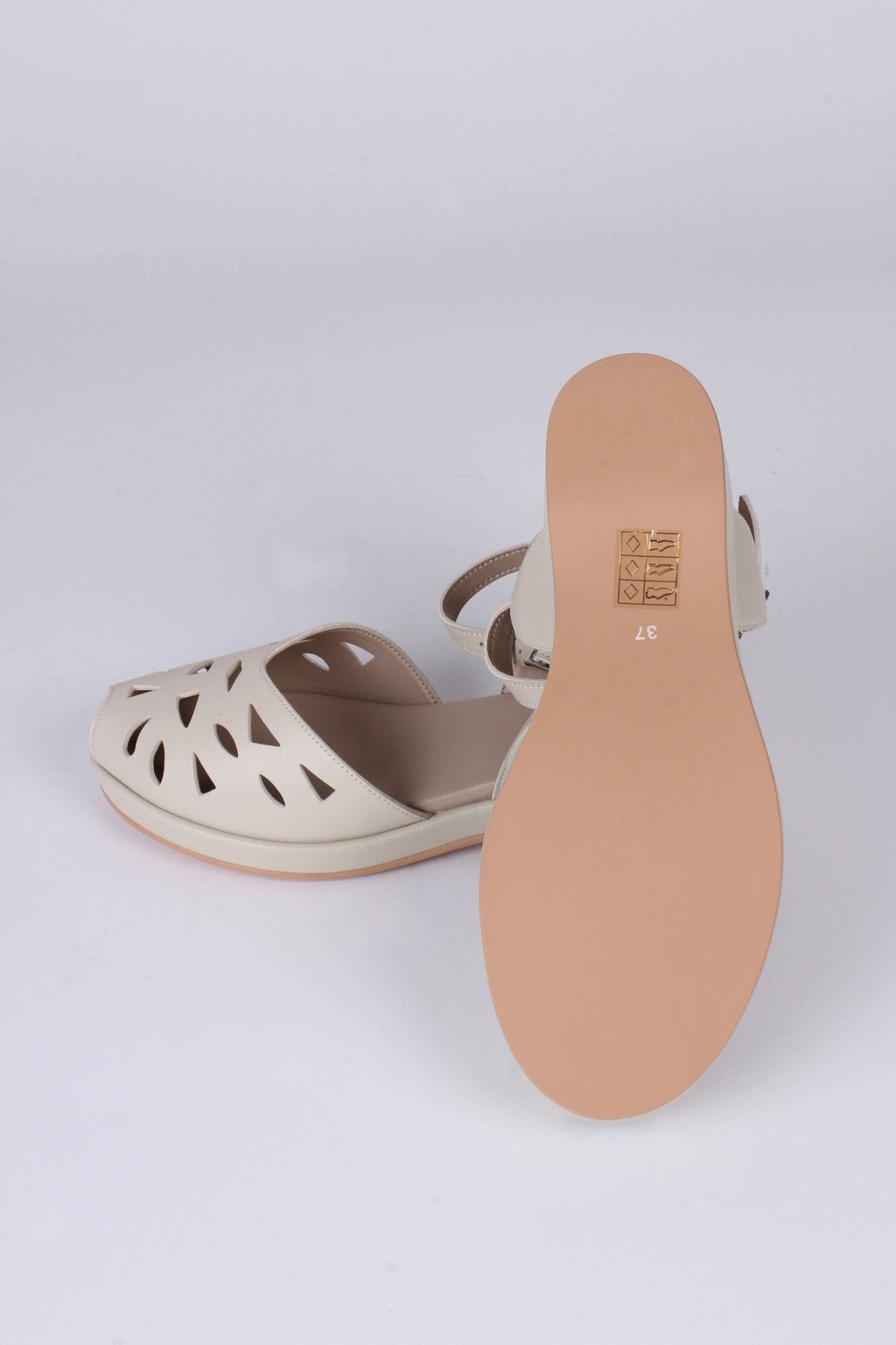 VEGAN - 1940s / 50s style summer sandals /  wedges - Cream - Sidse